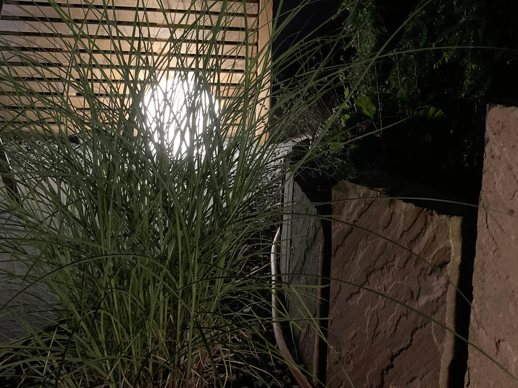 Lichtpunkt mit Kugelleuchte 