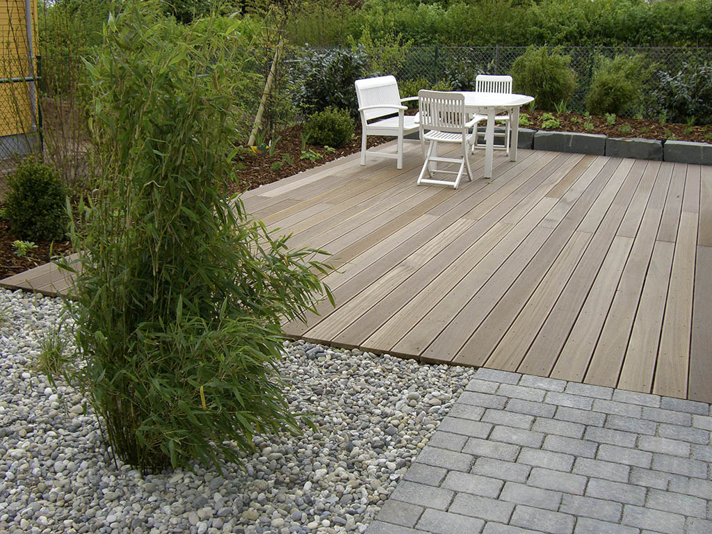 Holzterrasse aus Bangkirai