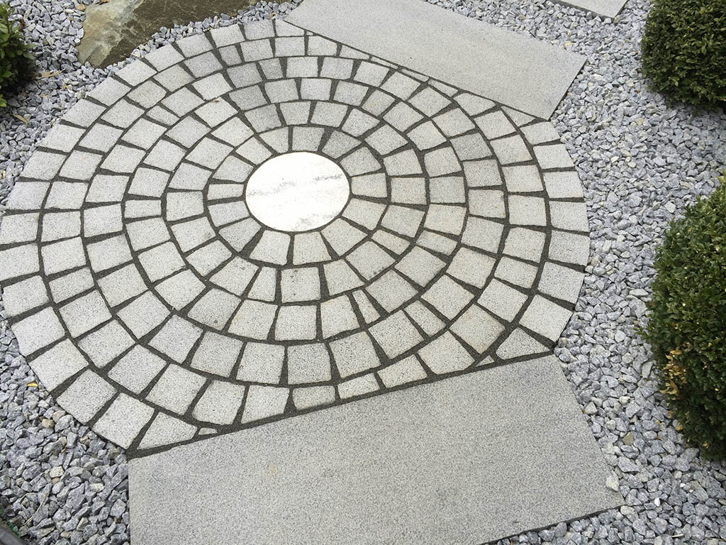 Pflasterkreis aus Granit 