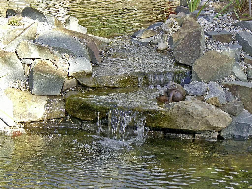 Kleiner Wasserfall 